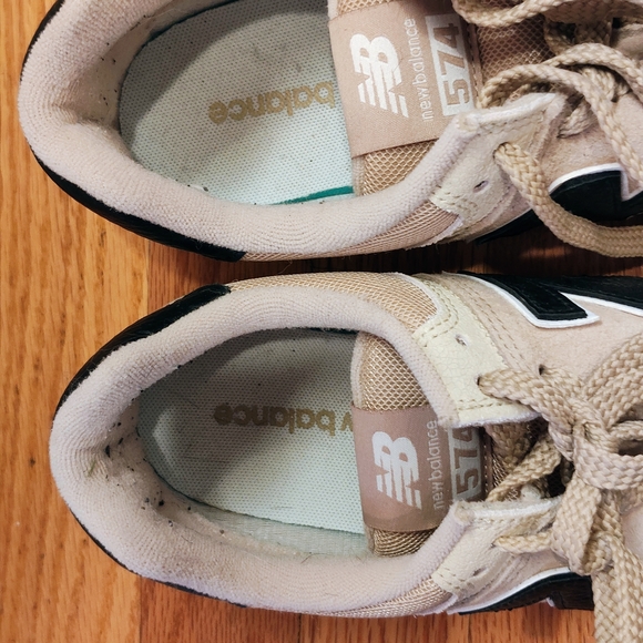 New Balance 574 Men's Beige and Black Sneakers Size 9 Men's, 10.5 Women's - Picture 8 of 9